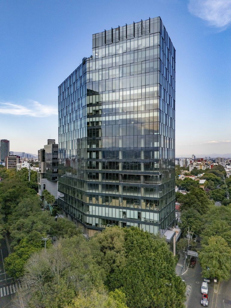 CENTRAL INSURGENTES 1438